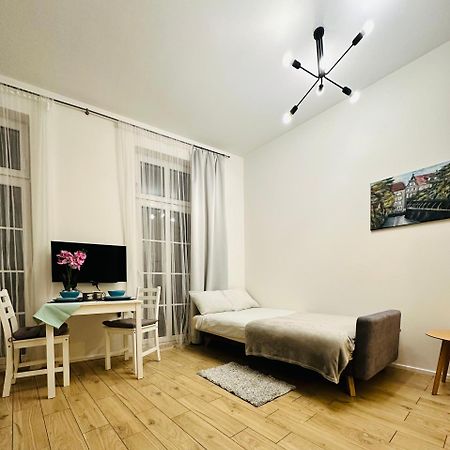 Apartament Matejki Poznań Esterno foto